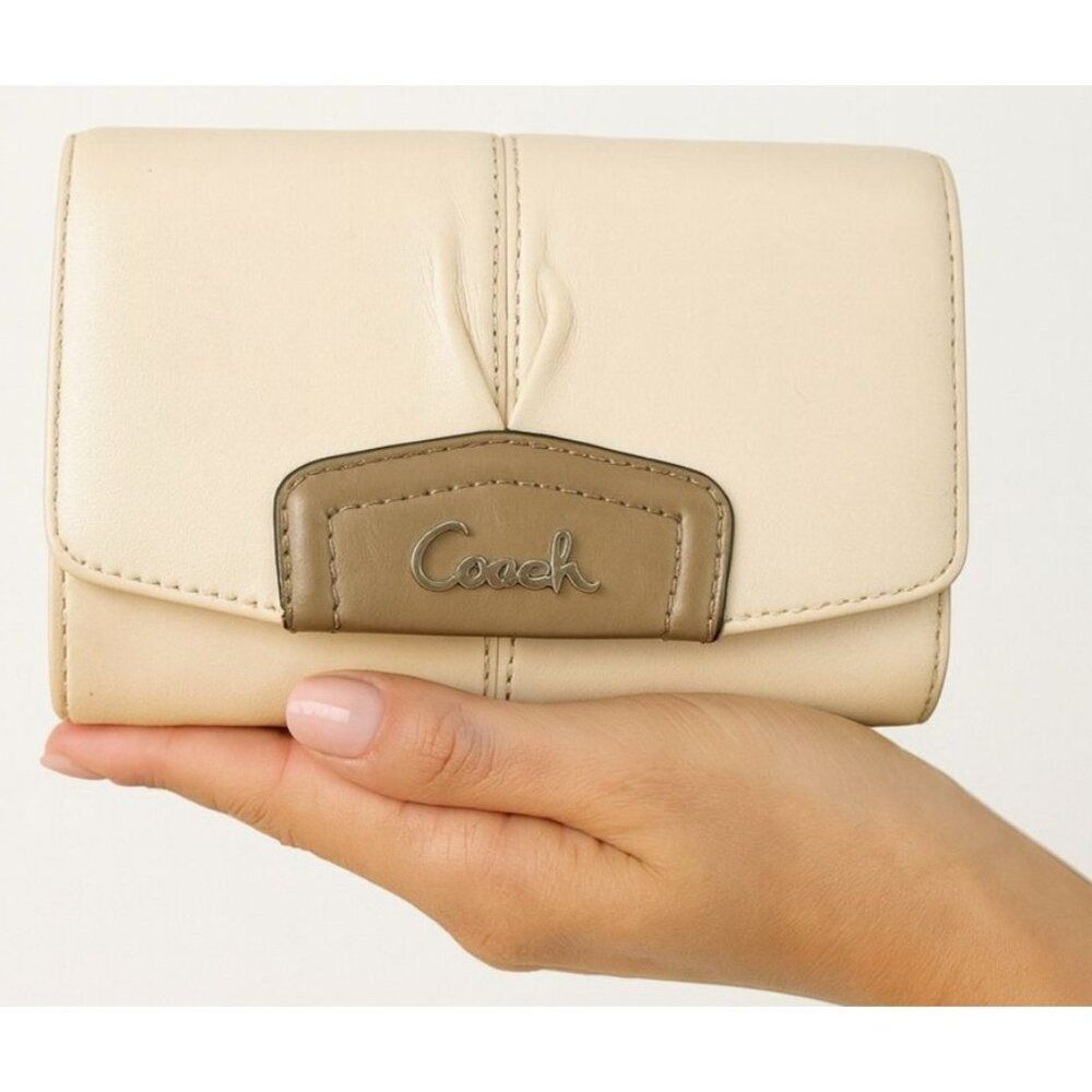 Coach Wallet Leather Tri Fold Ashley Beige WOMEN'S WOMAN'S CLUTCH BAG